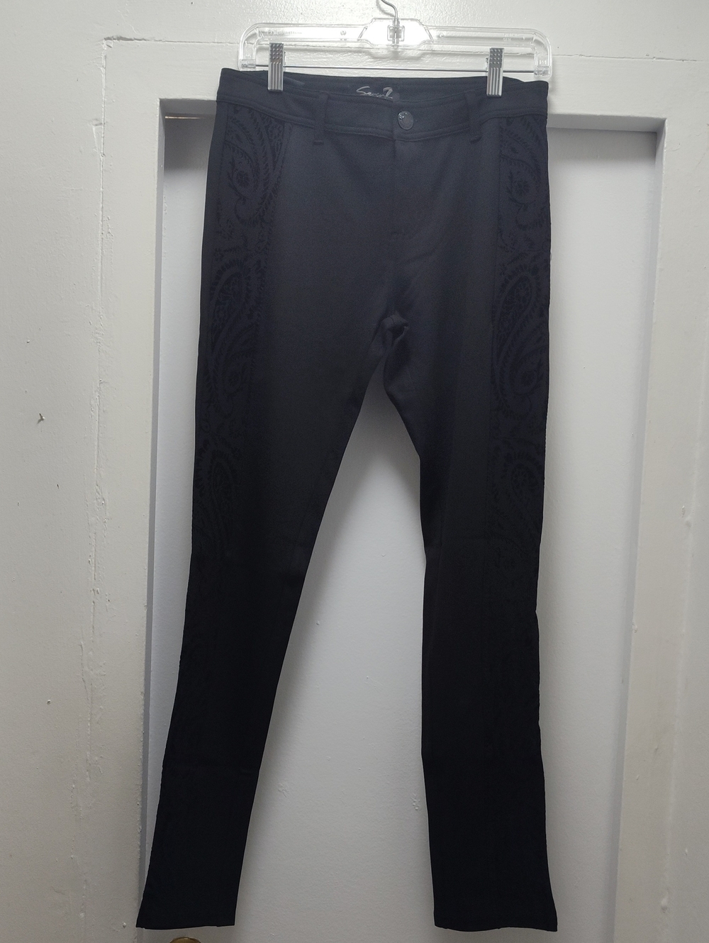 Seven7 Black Paisley-Panel Skinny Jeans